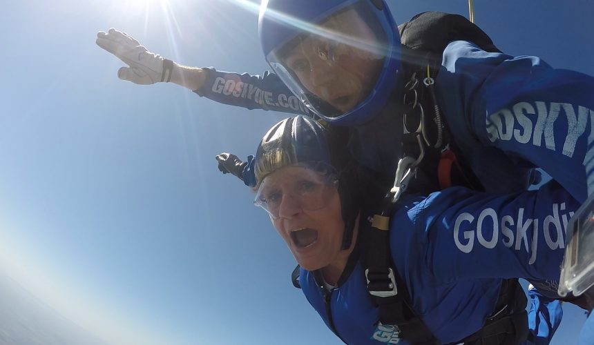 Jennie in mid-flight
